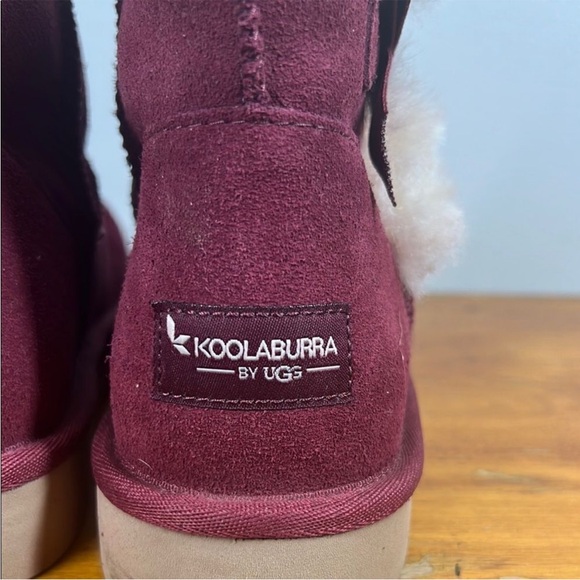 Koolaburra by UGG burgundy suede boots - Picture 2 of 6